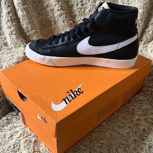 Nike Blazer Mid ‘77 VNTG